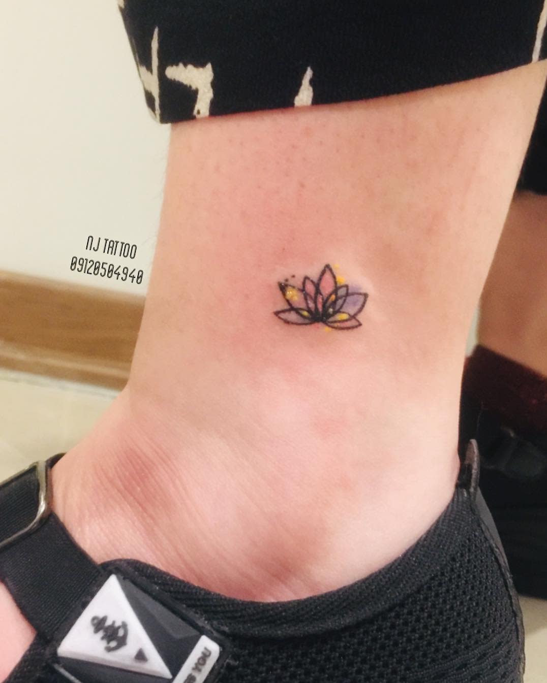 Small Water Lily Tattoo -nj__tattoo